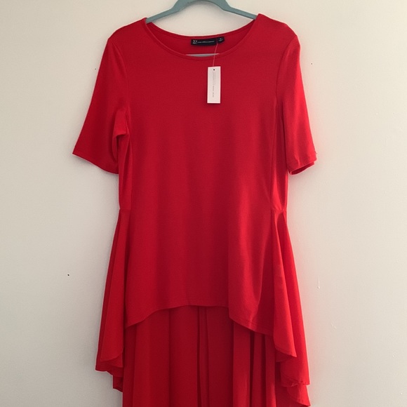 New York & Company Tops - NEW YORK & CO TOP, PLEATED, SIZE MEDIUM